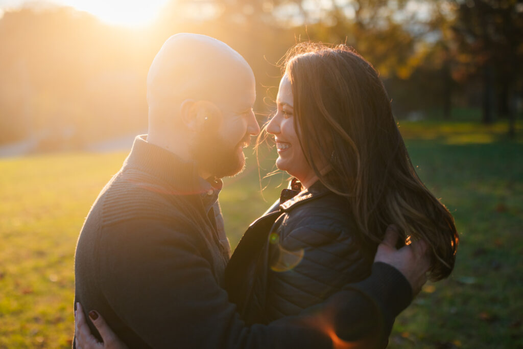 couple in live at sunset at the star