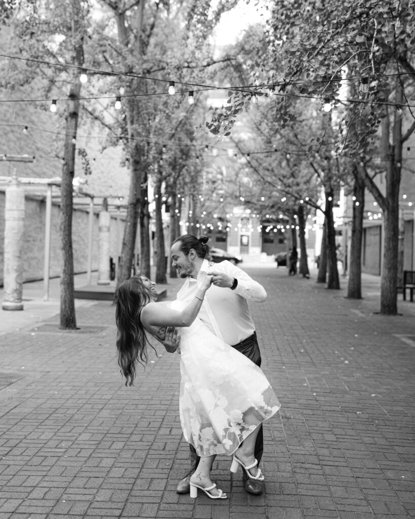 couple dancing in courtyard in roanoke